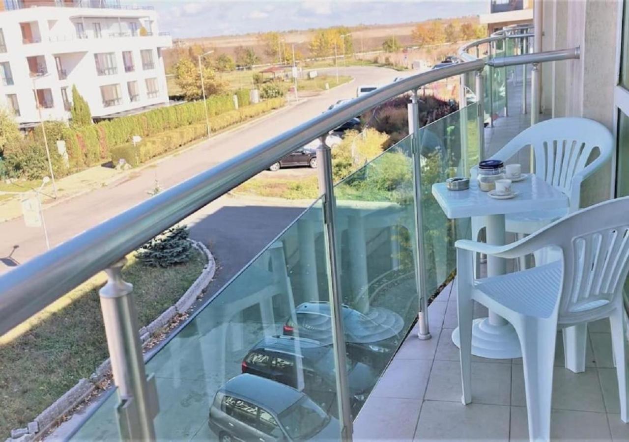 Уютен Апартамент Близо До Морето Igroeg Burgas Exterior photo